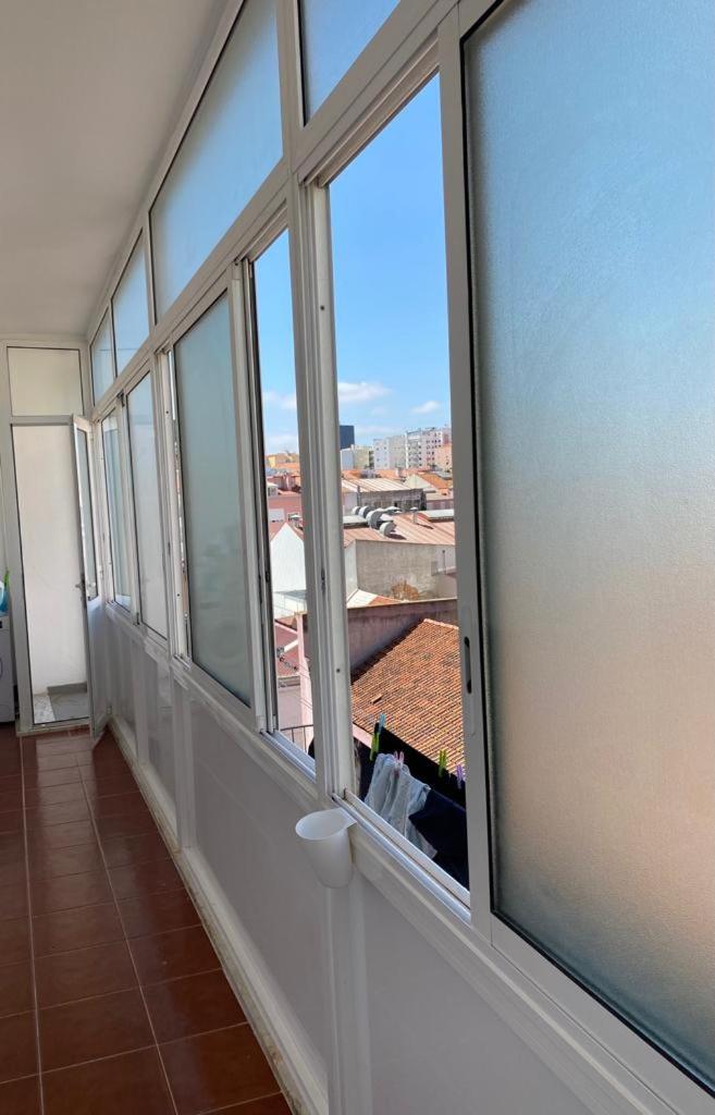 Arroios - Fourth Floor Apartment Lisbon Exterior photo